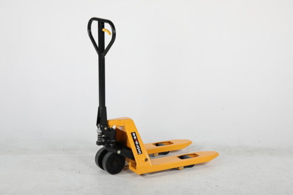 Kort palleløfter HPT-V – 2500kg med 650mm gafler og polyurethanhjul