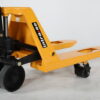 Kort palleløfter HPT-V – 2500kg med 650mm gafler og polyurethanhjul