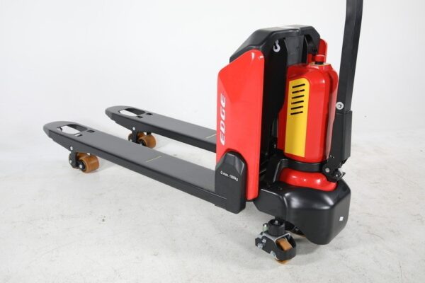 Selvkørende-palleløfter-PTE-15-N-EDGE-1 Elektrisk palleløfter PTE15N EDGE - 1500 kg